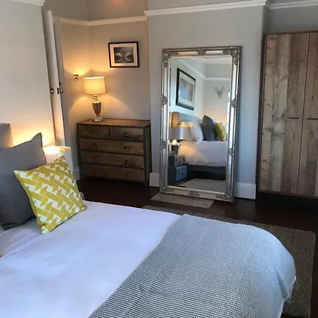 度假居 Castle 2 里士满