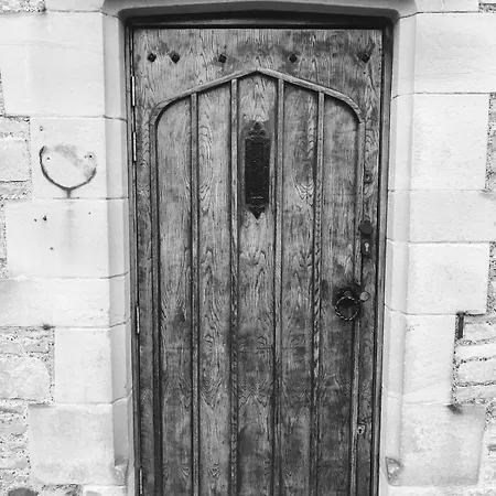 Castle 2 度假居 *